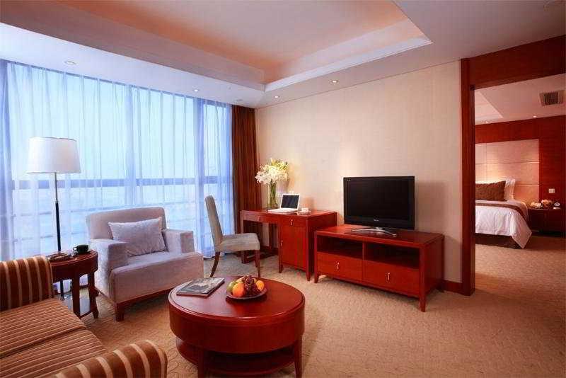 Howard Johnson All Suites Hotel Suzhou Szucsou Szoba fotó